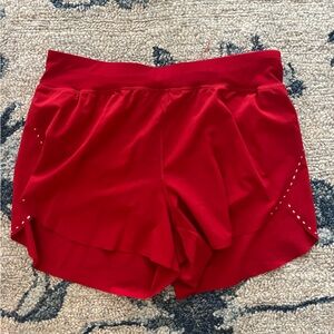 Lululemon Fast and Free HR Split short 3” Red Size 8